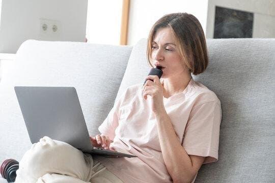 E-papierosy w podróży najważniejsze słowa które warto pamiętać po angielsku