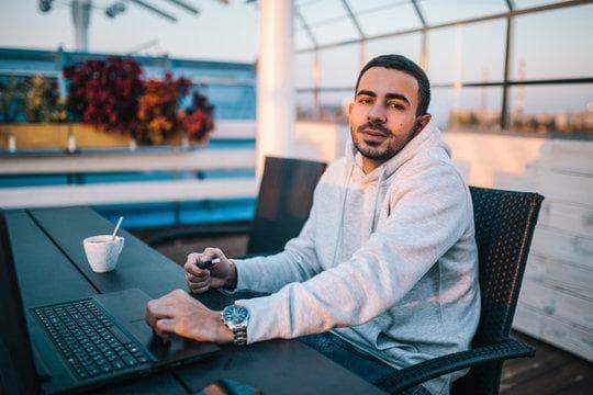 E-Zigaretten Shop - nowości, testy i promocje oraz recenzja zeus gora e-dym dla wymagających vaperów